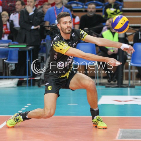  07.02.2015 RZESZOW <br />SIATKOWKA PLUS LIGA 2014/2015 MEN VOLLEYBALL POLAND POLISH PLUSLIGA LEAGUE SEASON 2014/2015<br />MECZ ASSECO RESOVIA RZESZOW - LOTOS TREFL GDANSK<br />N/Z BARTOSZ GAWRYSZEWSKI SYLWETKA <br /> 