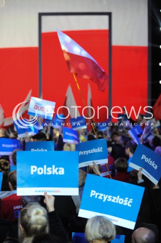  07.02.2014 WARSZAWA<br />KONWENCJA WYBORCZA ANDRZEJA DUDY<br />N/Z NAPIS PRZYSZLOSC POLSKA FLAGA RP<br /> 