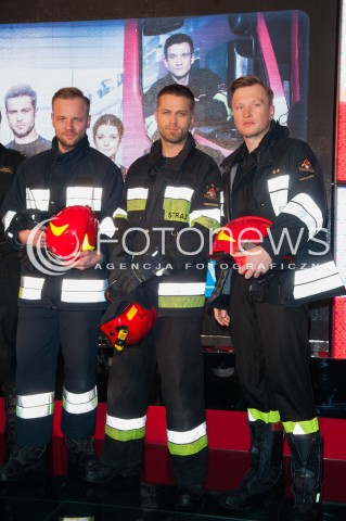  09.02.2015 WARSZAWA<br />POKAZ SERIALU STRAZACY<br />N/Z MACIEJ MIKOLAJCZYK MACIEJ ZAKOSCIELNY JAKUB WESOLOWSKI<br /> 