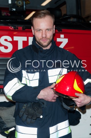  09.02.2015 WARSZAWA<br />POKAZ SERIALU STRAZACY<br />N/Z MACIEJ MIKOLAJCZYK<br /> 