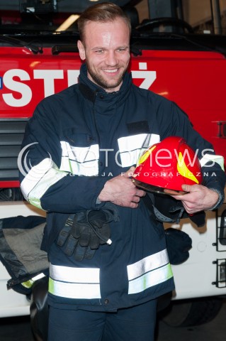  09.02.2015 WARSZAWA<br />POKAZ SERIALU STRAZACY<br />N/Z MACIEJ MIKOLAJCZYK<br /> 