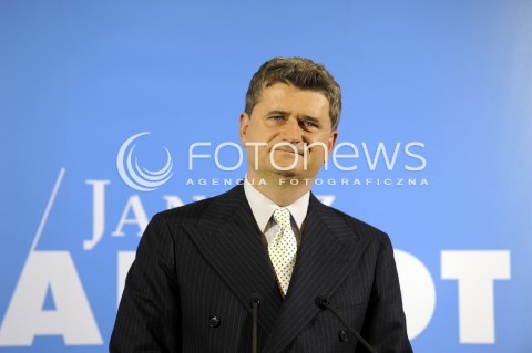  10.02.2015 WARSZAWA <br />KONFERENCJA KANDYDATA NA PREZYDENTA JANUSZA PALIKOTA<br />N/Z JANUSZ PALIKOT<br /> 