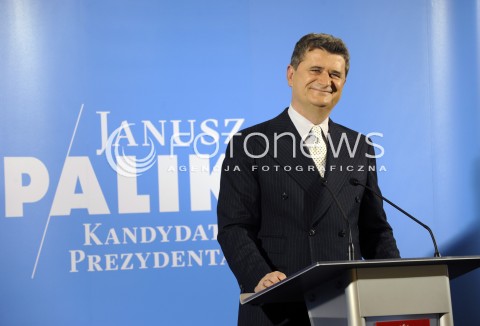  10.02.2015 WARSZAWA <br />KONFERENCJA KANDYDATA NA PREZYDENTA JANUSZA PALIKOTA<br />N/Z JANUSZ PALIKOT<br /> 