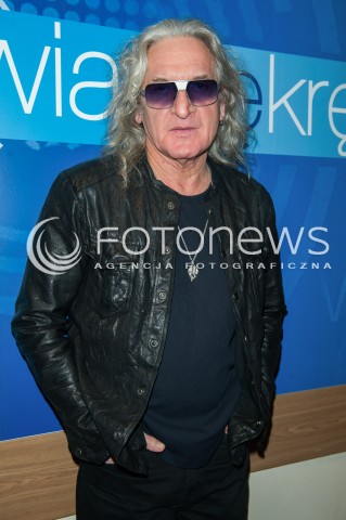  12.02.2015 WARSZAWA TVP<br />PROGRAM SWIAT SIE KRECI - ZESPOL PERFECT <br />N/Z GRZEGORZ MARKOWSKI<br /> 