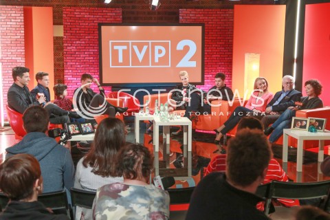  13.02.2015 WARSZAWA <br />KONFERENCJA PRASOWA SERIALU RODZINKA.PL<br />N/Z MATEUSZ PAWLOWSKI MICHAL GRUDZINSKI HALINA SKOCZYNSKA TOMASZ KAROLAK MALGORZATA KOZUCHOWSKA ADAM ZDROJKOWSKI MACIEJ MUSIAL <br /> 