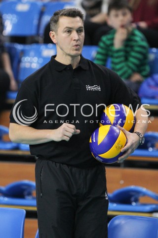  15.02.2015 RZESZOW<br />SIATKOWKA ORLEN LIGA 2014/2015 WOMEN VOLLEYBALL POLAND POLISH ORLENLIGA LEAGUE SEASON 2014/2015<br />MECZ DEVELOPRES SKYRES RZESZOW - BKS ALUPROF BIELSKO BIALA<br />N/Z MARIUSZ WIKTOROWICZ - TRENER ( HEAD COACH ) SYLWETKA <br /> 