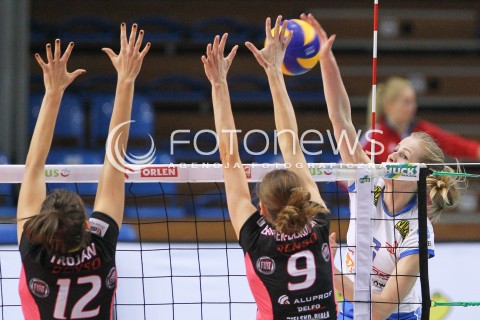  15.02.2015 RZESZOW<br />SIATKOWKA ORLEN LIGA 2014/2015 WOMEN VOLLEYBALL POLAND POLISH ORLENLIGA LEAGUE SEASON 2014/2015<br />MECZ DEVELOPRES SKYRES RZESZOW - BKS ALUPROF BIELSKO BIALA<br />N/Z EMILIA MUCHA <br /> 