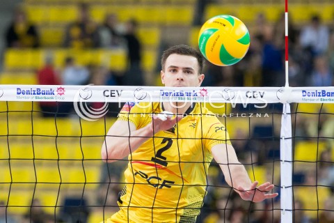  19.02.2015 LODZ POLAND<br />
SIATKOWKA LIGA MISTRZOW MEN CEV VOLLEYBALL CHAMPIONS LEAGUE 2014/2015<br />
MATCH PGE SKRA BELCHATOW - CUCINE LUBE TREIA<br />
N/Z MARIUSZ WLAZLY SYLWETKA<br />
 