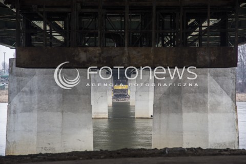  21.02.2015 WARSZAWA ZDJECIE ILUSTRACYJNE<br />N/Z ZAMKNIETY MOST LAZIENKOWSKI PO POZARZE<br /> 