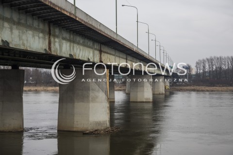  21.02.2015 WARSZAWA ZDJECIE ILUSTRACYJNE<br />N/Z ZAMKNIETY MOST LAZIENKOWSKI PO POZARZE<br /> 