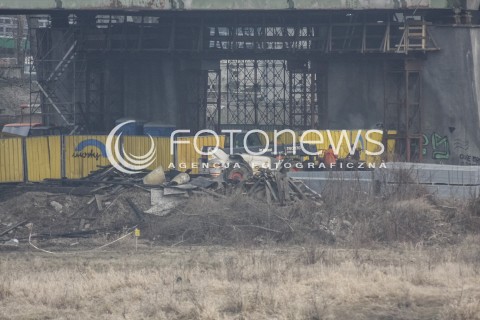  21.02.2015 WARSZAWA ZDJECIE ILUSTRACYJNE<br />N/Z ZAMKNIETY MOST LAZIENKOWSKI PO POZARZE<br /> 