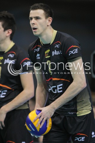  21.02.2015 RZESZOW<br />SIATKOWKA PLUSLIGA 2014/2015 MEN VOLLEYBALL POLAND POLISH PLUS LIGA LEAGUE SEASON 2014/2015<br />MECZ ASSECO RESOVIA - PGE SKRA BELCHATOW<br />N/Z MARIUSZ WLAZLY SYLWETKA <br /> 