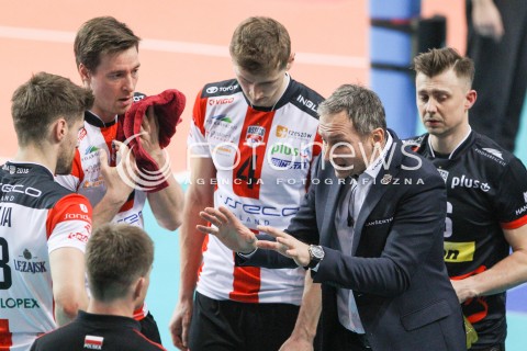  21.02.2015 RZESZOW<br />SIATKOWKA PLUSLIGA 2014/2015 MEN VOLLEYBALL POLAND POLISH PLUS LIGA LEAGUE SEASON 2014/2015<br />MECZ ASSECO RESOVIA - PGE SKRA BELCHATOW<br />N/Z ANDRZEJ KOWAL - TRENER ( HEAD COACH ) <br /> 
