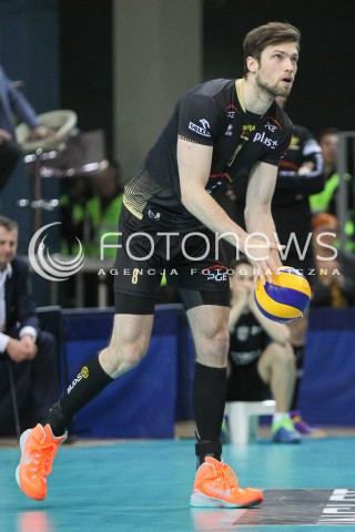  21.02.2015 RZESZOW<br />SIATKOWKA PLUSLIGA 2014/2015 MEN VOLLEYBALL POLAND POLISH PLUS LIGA LEAGUE SEASON 2014/2015<br />MECZ ASSECO RESOVIA - PGE SKRA BELCHATOW<br />N/Z ANDRZEJ WRONA SYLWETKA <br /> 