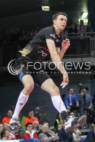  21.02.2015 RZESZOW<br />SIATKOWKA PLUSLIGA 2014/2015 MEN VOLLEYBALL POLAND POLISH PLUS LIGA LEAGUE SEASON 2014/2015<br />MECZ ASSECO RESOVIA - PGE SKRA BELCHATOW<br />N/Z MARIUSZ WLAZLY SYLWETKA ATAK<br /> 