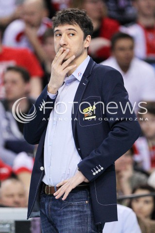  21.02.2015 RZESZOW<br />SIATKOWKA PLUSLIGA 2014/2015 MEN VOLLEYBALL POLAND POLISH PLUS LIGA LEAGUE SEASON 2014/2015<br />MECZ ASSECO RESOVIA - PGE SKRA BELCHATOW<br />N/Z MIGUEL FALASCA TRENER ( HEAD COACH ) SYLWETKA<br /> 