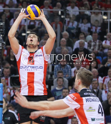  21.02.2015 RZESZOW<br />SIATKOWKA PLUSLIGA 2014/2015 MEN VOLLEYBALL POLAND POLISH PLUS LIGA LEAGUE SEASON 2014/2015<br />MECZ ASSECO RESOVIA - PGE SKRA BELCHATOW<br />N/Z FABIAN DRZYZGA PIOTR NOWAKOWSKI SYLWETKA KROTKA<br /> 