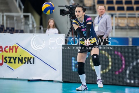  23.02.2015 LODZ <br />
SIATKOWKA ORLEN LIGA SEZON 2014/2015 VOLLEYBALL POLISH SEASON <br />
BEEF MASTER BUDOWLANI LODZ - TAURON BANIMEX MKS DABROWA GORNICZA <br />
N/Z KRYSTYNA STRASZ SYLWETKA<br />
 