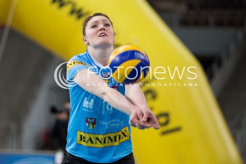  23.02.2015 LODZ <br />
SIATKOWKA ORLEN LIGA SEZON 2014/2015 VOLLEYBALL POLISH SEASON <br />
BEEF MASTER BUDOWLANI LODZ - TAURON BANIMEX MKS DABROWA GORNICZA <br />
N/Z TAMARA KALISZUK SYLWETKA<br />
 