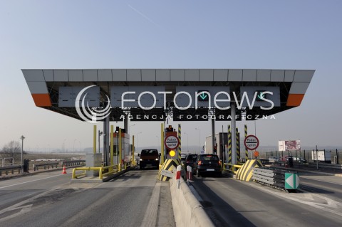  23.02.2015 KATOWICE<br />AUTOSTRADA<br />N/Z BRAMKI NA AUTOSTRADZIE<br /> 