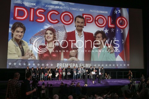  24.02.2015 WARSZAWA<br />
PREMIERA FILMU DISCO POLO MACIEJA BOCHNIAKA W MULTIKINO ZLOTE TARASY<br />
N/Z SALA KINOWA Z UCZESTNIKAMI FILMU DAWID OGRODNIK JOANNA KULIG TOMASZ KOT PIOTR GLOWACKI<br />
 