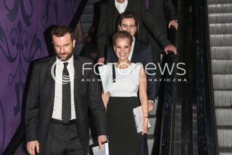  24.02.2015 WARSZAWA<br />
PREMIERA FILMU DISCO POLO MACIEJA BOCHNIAKA W MULTIKINO ZLOTE TARASY<br />
N/Z JOANNA KULIG TOMASZ KOT<br />
 