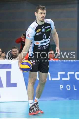  28.02.2015 RZESZOW<br />SIATKOWKA PLUSLIGA 2014/2015 MEN VOLLEYBALL POLAND POLISH PLUS LIGA LEAGUE SEASON 2014/2015<br />MECZ ASSECO RESOVIA - CERRAD CZARNI RADOM<br />N/Z DANIEL PLINSKI SYLWETKA <br /> 