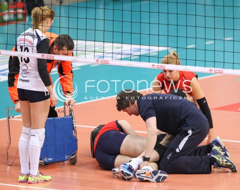  02.03.2015 RZESZOW<br />SIATKOWKA ORLEN LIGA 2014/2015 WOMEN VOLLEYBALL POLAND POLISH ORLENLIGA LEAGUE SEASON 2014/2015<br />MECZ DEVELOPRES SKYRES RZESZOW - POLSKI CUKIER MUSZYNIANKA MKS MUSZYNA<br />N/Z SYLWIA WOJCIESKA BOL URAZ KONTUZJA<br /> 