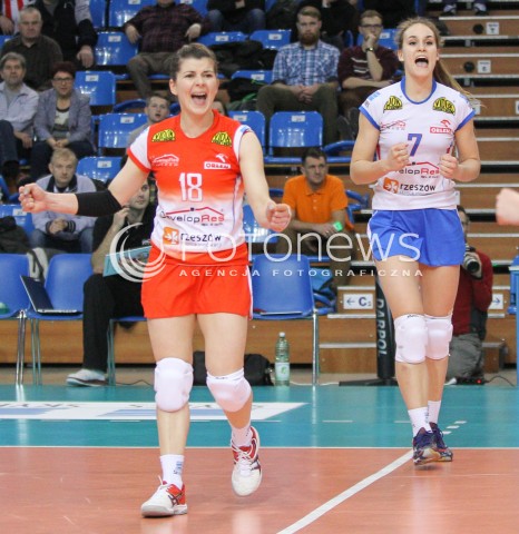  02.03.2015 RZESZOW<br />SIATKOWKA ORLEN LIGA 2014/2015 WOMEN VOLLEYBALL POLAND POLISH ORLENLIGA LEAGUE SEASON 2014/2015<br />MECZ DEVELOPRES SKYRES RZESZOW - POLSKI CUKIER MUSZYNIANKA MKS MUSZYNA<br />N/Z LUCYNA BOREK EWA SLIWINSKA RADOSC EMOCJE <br /> 