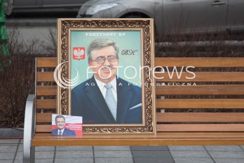  07.03.2015 PIASECZNO<br />PREZYDENT RP BRONISLAW KOMOROWSKI W PIASECZNIE<br />N/Z OBRAZ PORTRET BRONISLAWA KOMOROWSKIEGO<br /> 
