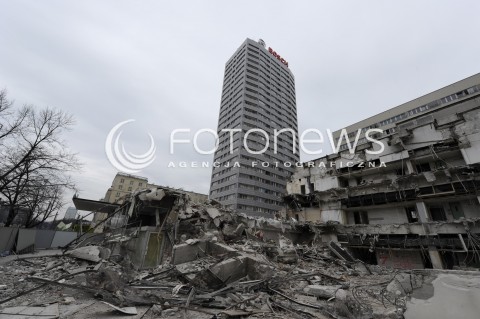  08.03.2015 WARSZAWA <br />
ROZBIORKA DOMU TOWAROWEGO SEZAM<br />
N/Z SEZAM<br />
 