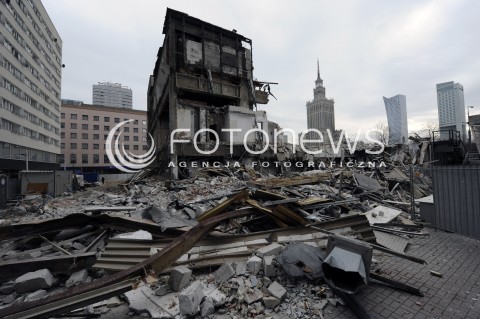  08.03.2015 WARSZAWA <br />
ROZBIORKA DOMU TOWAROWEGO SEZAM<br />
N/Z SEZAM<br />
 