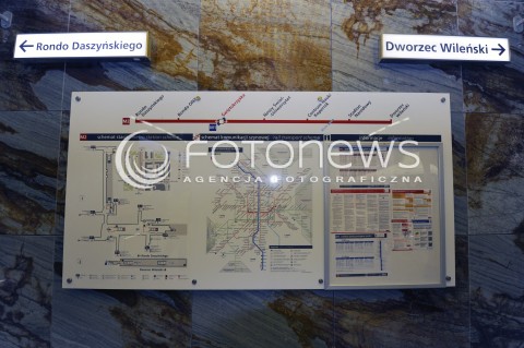  08.03.2015 WARSZAWA <br />OTWARCIE DRUGIEJ LINII METRA<br />N/Z TABLICA INFORMACYJNA MAPA<br /> 