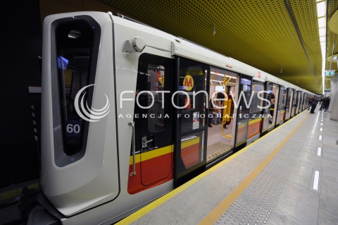  08.03.2015 WARSZAWA <br />OTWARCIE DRUGIEJ LINII METRA<br />N/Z POCIAG METRA<br /> 