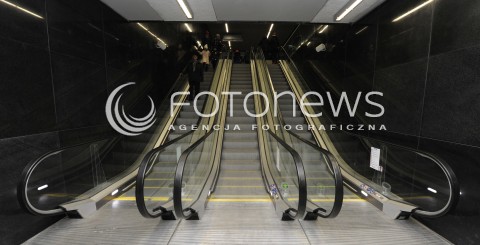  08.03.2015 WARSZAWA <br />OTWARCIE DRUGIEJ LINII METRA<br />N/Z SCHODY RICHOME<br /> 