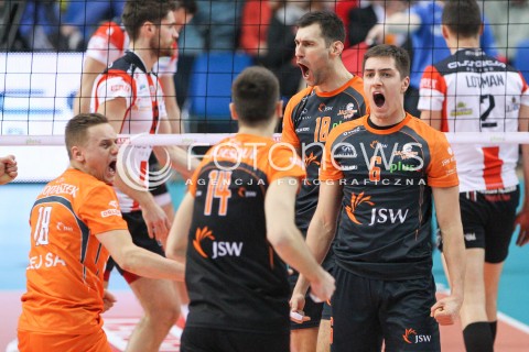  08.03.2015 RZESZOW<br />SIATKOWKA PLUSLIGA 2014/2015 MEN VOLLEYBALL POLAND POLISH PLUS LIGA LEAGUE SEASON 2014/2015<br />MECZ ASSECO RESOVIA - JASTRZEBSKI WEGIEL<br />N/Z MATEUSZ MALINOWSKI DAMIAN WOJTASZEK  GUILLAUME QUESQUE RADOSC EMOCJE <br /> 