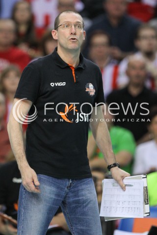  08.03.2015 RZESZOW<br />SIATKOWKA PLUSLIGA 2014/2015 MEN VOLLEYBALL POLAND POLISH PLUS LIGA LEAGUE SEASON 2014/2015<br />MECZ ASSECO RESOVIA - JASTRZEBSKI WEGIEL<br />N/Z ROBERTO PIAZZA - TRENER ( HEAD COACH ) SYLWETKA <br /> 