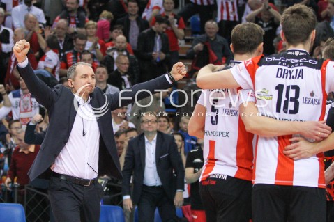  08.03.2015 RZESZOW<br />SIATKOWKA PLUSLIGA 2014/2015 MEN VOLLEYBALL POLAND POLISH PLUS LIGA LEAGUE SEASON 2014/2015<br />MECZ ASSECO RESOVIA - JASTRZEBSKI WEGIEL<br />N/Z ANDRZEJ KOWAL - TRENER ( HEAD COACH ) SYLWETKA RADOSC EMOCJE <br /> 