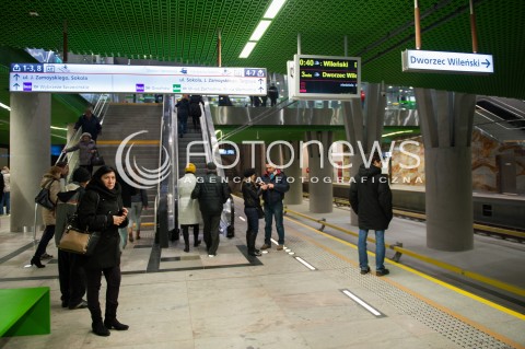  08.03.2015 WARSZAWA<br />OTWARCIE II LINI METRA <br />N/Z WNETRZE STACJI STADION NARODOWY<br /> 