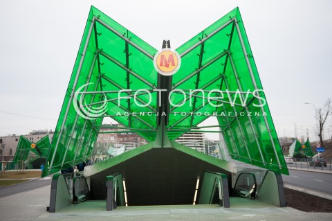  08.03.2015 WARSZAWA<br />OTWARCIE II LINI METRA <br />N/Z WYJSCIE Z METRA<br /> 