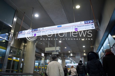  08.03.2015 WARSZAWA<br />OTWARCIE II LINI METRA <br />N/Z TABLICA INFORMACYJNA DLA PASAZEROW<br /> 