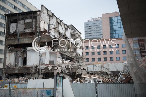  08.03.2015 WARSZAWA<br />
ZDJECIE ILUSTRACYJNE<br />
N/Z ROZBIORKA SKLEPU SEZAM<br />
 