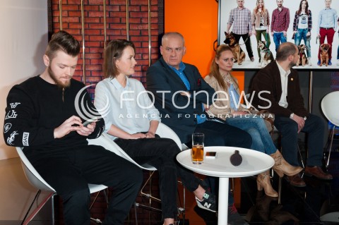  09.03.2015 WARSZAWA TVP<br />
PROGRAM PRZYGARNIJ MNIE<br />
N/Z SYLWESTER WARDEGA OLGA FRYCZ MICHAL OLSZANSKI KATARZYNA BARGIELOWSKA MICHAL CEREGRZYN<br />
 