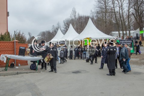  12.03.2015 LEZAJSK <br />PIELGRZYMKA CHASYDOW DO GROBU CADYKA ELIMELECHA WEISSBLUMA W LEZAJSKU W ROCZNICE JEGO SMIERCI. <br />DLA ZYDOW JEST TO JEDNO Z NAJSWIETSZYCH MIEJSC NA ZIEMI.<br /> 