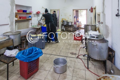  12.03.2015 LEZAJSK <br />PIELGRZYMKA CHASYDOW DO GROBU CADYKA ELIMELECHA WEISSBLUMA W LEZAJSKU W ROCZNICE JEGO SMIERCI. <br />DLA ZYDOW JEST TO JEDNO Z NAJSWIETSZYCH MIEJSC NA ZIEMI.<br /> 