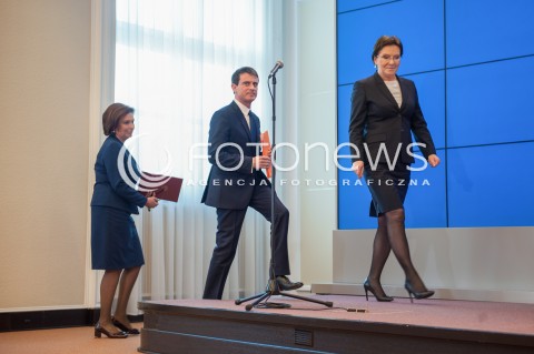  12.03.2015 WARSZAWA<br />WIZYTA PREMIERA FRANCJI W POLSCE<br />N/Z PREMIER FRANCJI MANUEL VALLS PREMIER EWA KOPACZ RZECZNIK PRASOWY RZADU MALGORZATA KIDAWA - BLONSKA<br /> 
