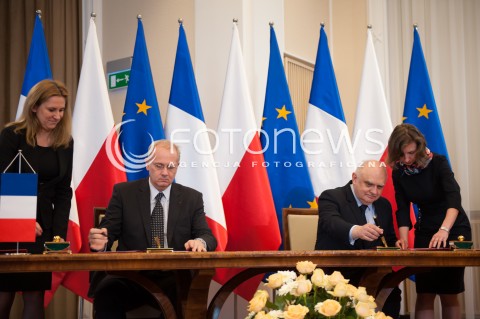  12.03.2015 WARSZAWA<br />WIZYTA PREMIERA FRANCJI W POLSCE<br />N/Z DYREKTOR FRANCUSKIEGO NARODOWEGO CENTRUM BADAN KOSNICZNYCH JEAN - YVES LE GALL DYREKTOR POLSKIEJ AGENCJI KOSMICZNEJ MAREK BANASZKIEWICZ<br /> 