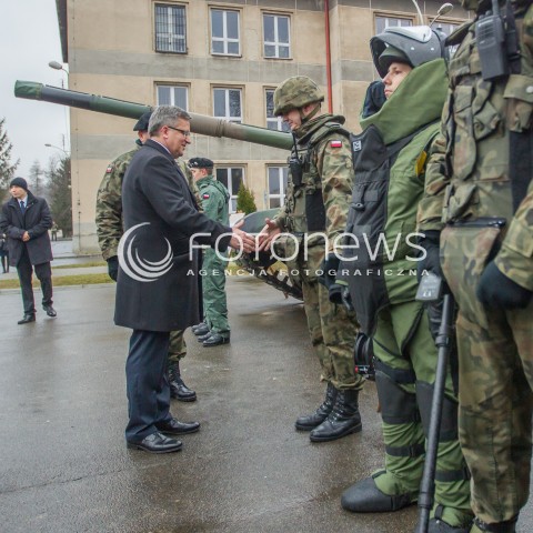  13.03.2015 RZESZOW<br />PREZYDENT RP BRONISLAW KOMOROWSKI NA PODKARPACIU<br />WIZYTA W 21. BRYGADZIE STRZELCOW PODHALANSKICH<br />N/Z BRONISLAW KOMOROWSKI<br /> 