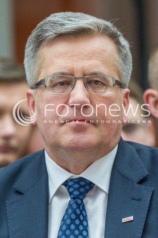  13.03.2015 RZESZOW<br />PREZYDENT RP BRONISLAW KOMOROWSKI NA PODKARPACIU<br />UDZIAL W DEBACIE INNOWACYJNOSC W GOSPODARCE SZANSA DLA MLODYCH NA UNIWERSYTECIE RZESZOWSKIM<br />N/Z BRONISLAW KOMOROWSKI<br /> 
