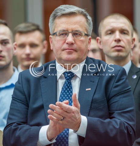  13.03.2015 RZESZOW<br />PREZYDENT RP BRONISLAW KOMOROWSKI NA PODKARPACIU<br />UDZIAL W DEBACIE INNOWACYJNOSC W GOSPODARCE SZANSA DLA MLODYCH NA UNIWERSYTECIE RZESZOWSKIM<br />N/Z BRONISLAW KOMOROWSKI<br /> 